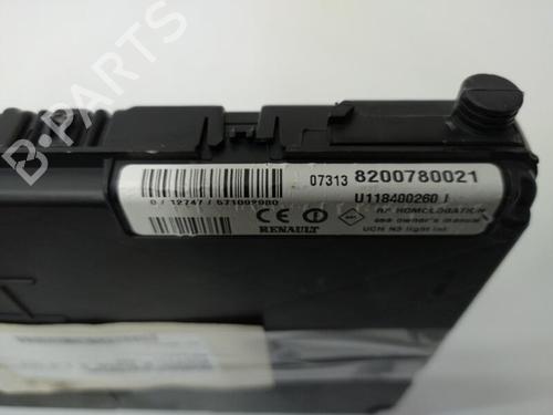Fuse box RENAULT SCÉNIC II (JM0/1_) 1.9 dCi (JM14) | BP20905830E1 