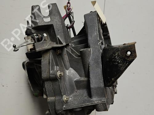 gearbox-renault-scenic-ii-jm01_-2003-2004-2005-2006-2007-2008-2009-2010-29083219 main image