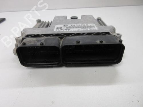Used Control unit VW TOURAN (1T1, 1T2) 1.9 TDI (90 hp) 22107547
