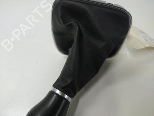 Used Gear lever VW POLO V (6R1, 6C1) 1.2 TSI 16V (90 hp) 20888832
