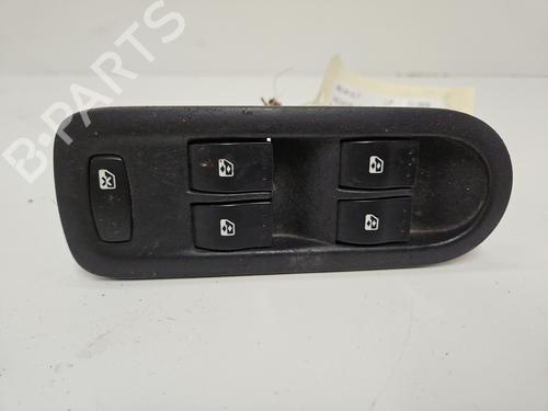 Used Left front window switch RENAULT MEGANE II (BM0/1_, CM0/1_) 1.5 dCi (BM1E, CM1E) (106 hp) 27886266