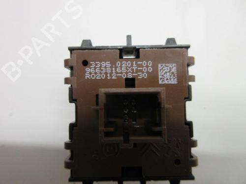 Used Switch PEUGEOT 3008 I MPV (0U_) 2.0 HDi Hybrid4 (163 hp) 22107775