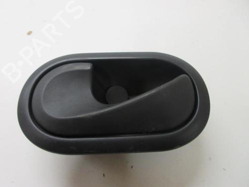 Used Front left interior door handle RENAULT CLIO III (BR0/1, CR0/1) 1.5 dCi (C/BR0G, C/BR1G) (68 hp) 20894740