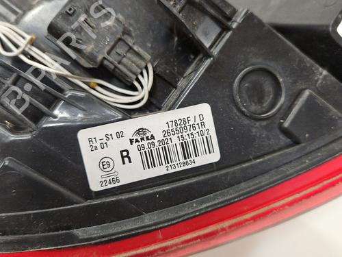 right-taillight-renault-clio-v-b7_-2019-28091149 main image