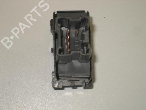 Interruttore Interruttore NISSAN X-TRAIL I (T30) 2.2 dCi 4x4 (136 hp) 22105654 22105654