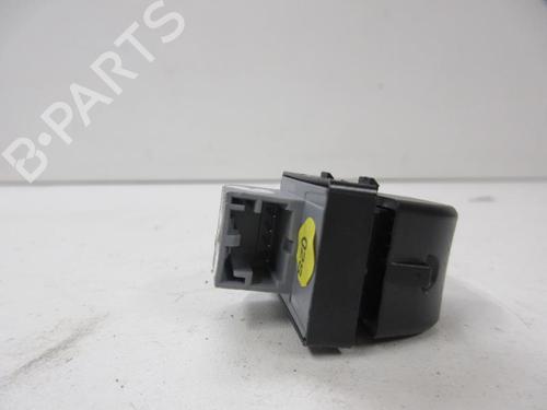 Used Left rear window switch Left rear window switch AUDI A4 B8 Avant (8K5) 2.0 TDI (143 hp) 20906550 20906550