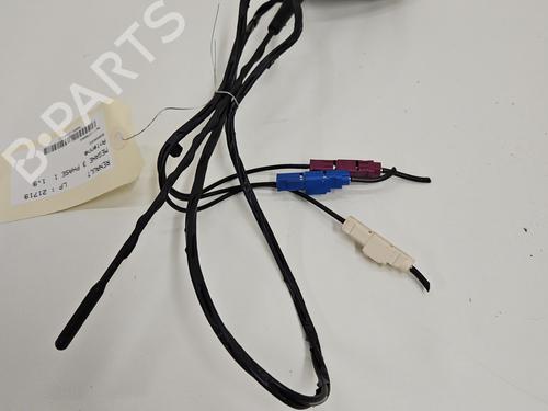 Antenne/Base RENAULT MEGANE III Hatchback (BZ0/1_, B3_) 1.9 dCi (BZ0N, BZ0J) (131 hp) 29467079