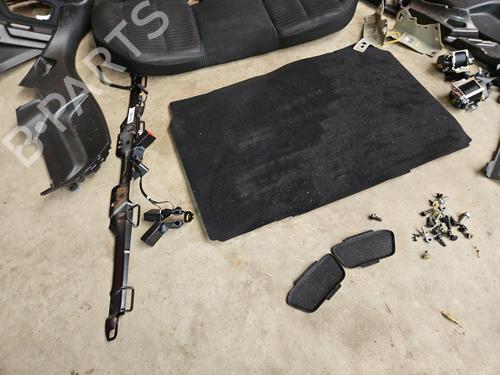 Sæde Bagtil Sæde Bagtil PEUGEOT 208 II (UB_, UP_, UW_, UJ_) 1.2 PureTech 100 (101 hp) 33714469 33714469