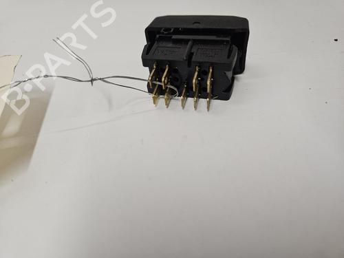 warning-switch-renault-espace-ii-js63_-1991-1992-1993-1994-1995-1996-1997-37007484 main image