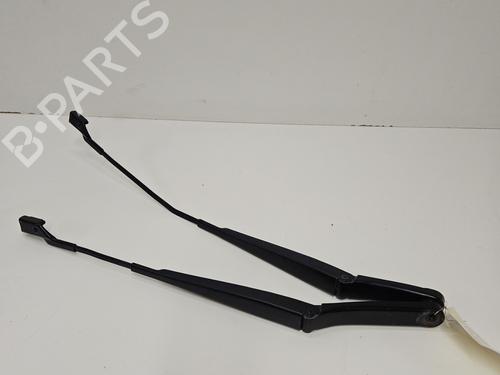 Used Front windshield wiper arm VW GOLF VI (5K1) 1.6 TDI (105 hp) 27920869