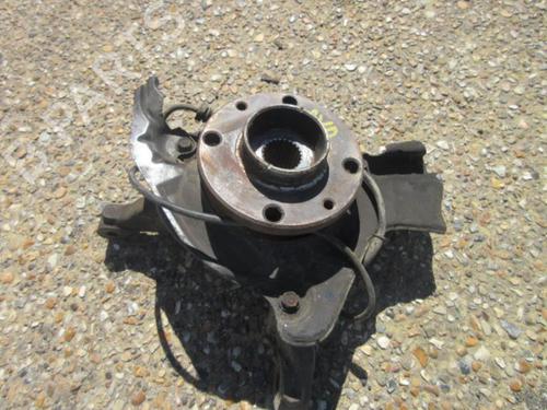 Used Right front steering knuckle Right front steering knuckle FIAT BRAVO II (198_) 1.6 D Multijet (198AXH1B) (105 hp) 20901370 20901370