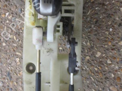 Gear lever NISSAN X-TRAIL I (T30) 2.2 Di 4x4 | BP22105267M90 