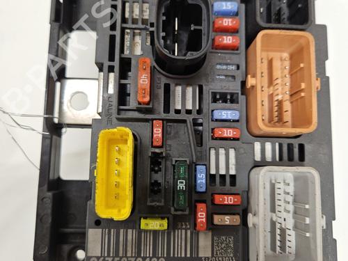 Used Fuse box PEUGEOT 308 I (4A_, 4C_) 2.0 HDi (150 hp) 27330181
