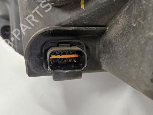 Right headlight CITROËN C3 Picasso (SH_) 1.4 VTi 95 (SH8FSC, SH8FP0, SH8FP6) | BP38453367C29 - Image 4