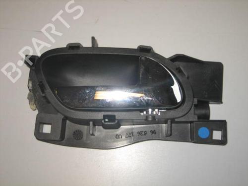 Used Front right interior door handle PEUGEOT 407 (6D_) 1.6 HDi 110 (6D9HZC, 6D9HYC) (109 hp) 20893208