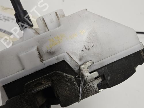 front-right-lock-renault-twingo-ii-cn0_-2007-34385162 main image