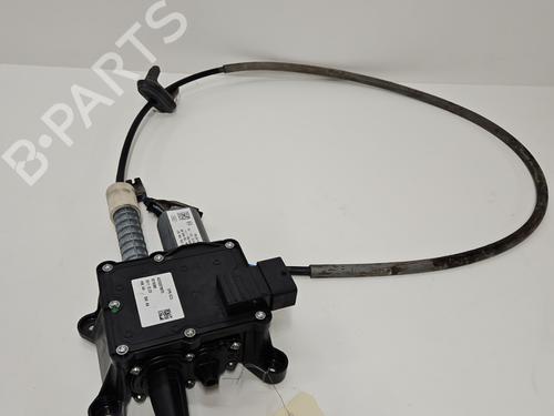 Used Electric handbrake PEUGEOT 3008 I MPV (0U_) 2.0 HDi 150 / BlueHDi 150 (150 hp) 28721570