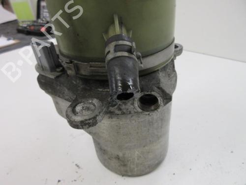 Used Steering pump Steering pump FORD FOCUS II (DA_, HCP, DP) 1.8 TDCi (115 hp) 20889154 20889154