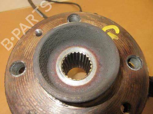 Used Left front steering knuckle RENAULT TWINGO II (CN0_) 1.5 dCi (CN0E) (64 hp) 20892052