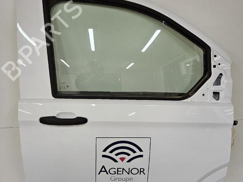 Used Right front door Right front door VW TRANSPORTER T7 Van (TV_, TW_) 2.0 TDI (TVD, TVE, TVM, TVN, TVV, TVW) (150 hp) 39626806 39626806