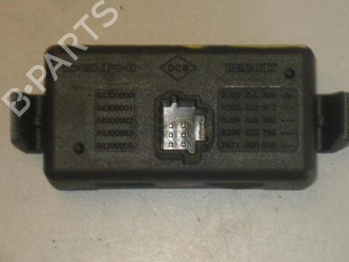 Used Warning switch Warning switch RENAULT CLIO III (BR0/1, CR0/1) 1.5 dCi (C/BR0G, C/BR1G) (68 hp) 20904691 20904691