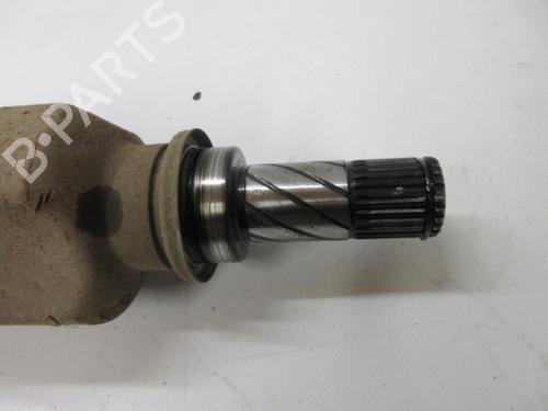 Used Left front driveshaft Left front driveshaft RENAULT MODUS / GRAND MODUS (F/JP0_) 1.5 dCi (FP0G, JP0G) (68 hp) 20895338 20895338