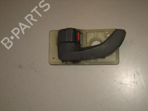 Used Rear left interior door handle HYUNDAI TUCSON (JM) 2.0 CRDi All-wheel Drive (113 hp) 22105490