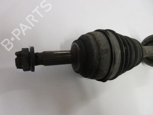 Used Right front driveshaft Right front driveshaft RENAULT CLIO II (BB_, CB_) 1.4 (B/CB0C, B/CB0S) (75 hp) 20889410 20889410