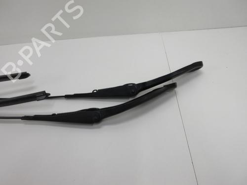 Front windshield wiper arm BMW 3 (F30, F80) 316 d | BP20889017C143 
