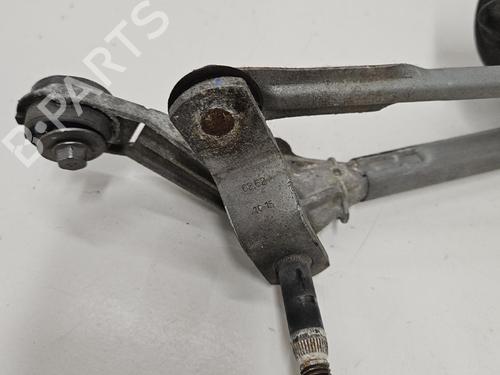 front-wiper-motor-renault-megane-iv-hatchback-b9amn_-2015-36571807 main image