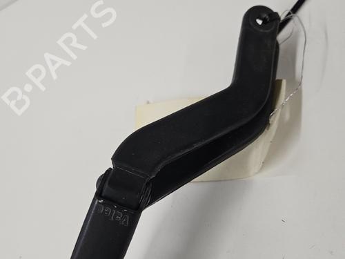 Used Front windshield wiper arm Front windshield wiper arm PEUGEOT 106 I (1A, 1C) 1.0 (50 hp) 36148710 36148710
