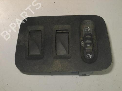 Used Headlight switch Headlight switch RENAULT MASTER III Van (FV) 2.3 dCi 125 FWD (FV0C, FV0D, FV0G, FV0H, FV0J, FV0K,... (125 hp) 22106018 22106018