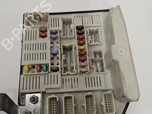 Used Fuse box Fuse box 38954635 38954635