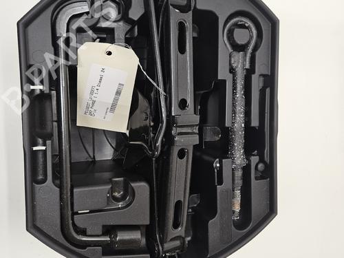 Reservehjul kit Reservehjul kit PEUGEOT 207 (WA_, WC_) 1.4 HDi (68 hp) 35937554 35937554