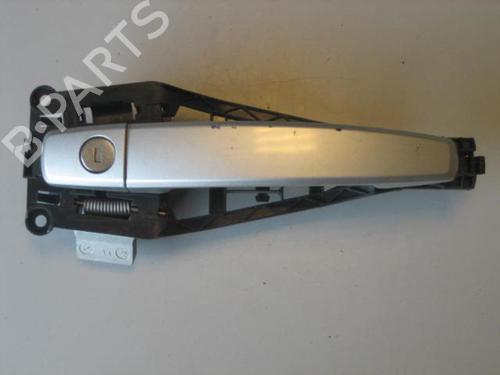 Used Front left exterior door handle OPEL ZAFIRA / ZAFIRA FAMILY B (A05) 1.9 CDTI (M75) (100 hp) 20899005