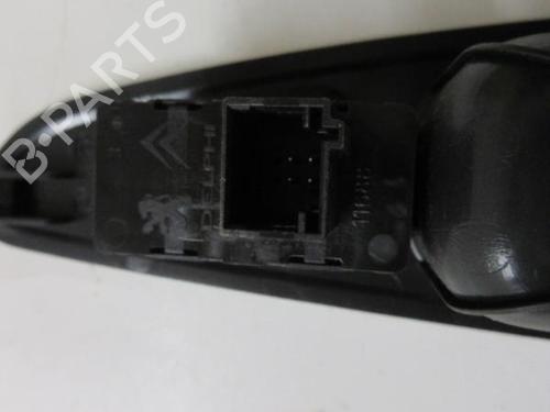 Used Right rear window switch PEUGEOT 308 I (4A_, 4C_) 2.0 HDi (136 hp) 20889773