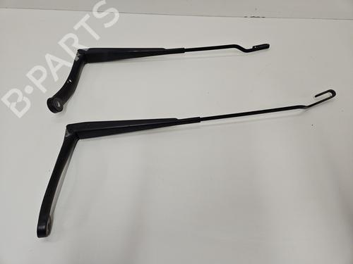 Used Front windshield wiper arm PEUGEOT 307 (3A/C) 2.0 HDi 90 (90 hp) 23868054