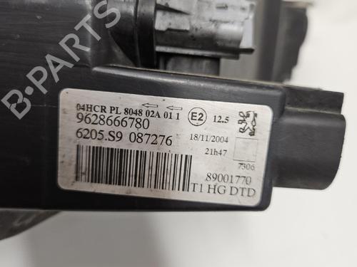 Used Right headlight Right headlight PEUGEOT 206 Hatchback (2A/C) 1.4 HDi eco 70 (68 hp) 38545344 38545344