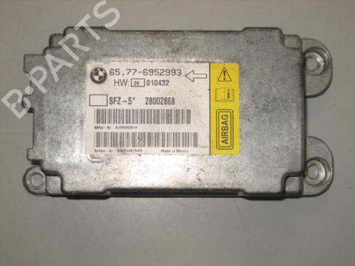 Used ECU airbags BMW 5 (E60) 525 d (177 hp) 20903845