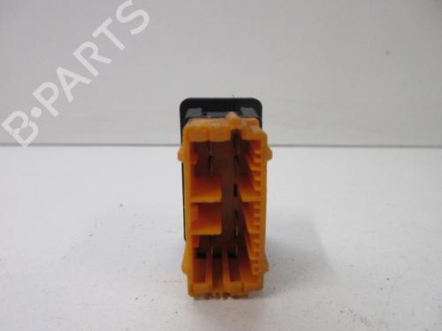 Used Left front window switch Left front window switch CITROËN XSARA PICASSO (N68) 2.0 HDi (90 hp) 20894681 20894681