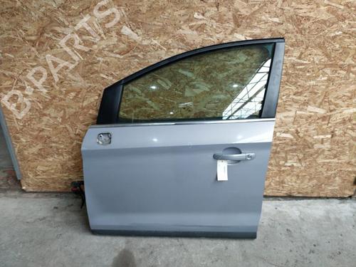 Used Left front door FORD KUGA I 2.0 TDCi (140 hp) 20899591
