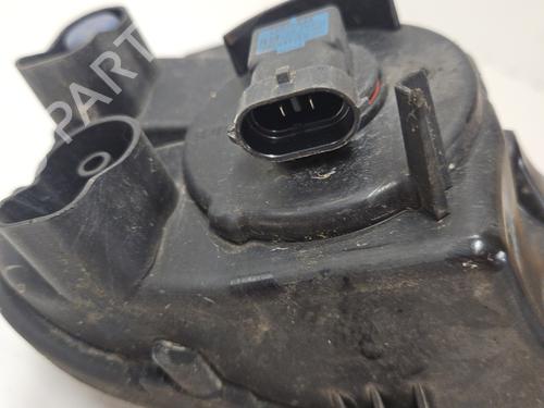 left-front-fog-light-vw-crafter-van-sy_-sx_-2016-30823476 main image