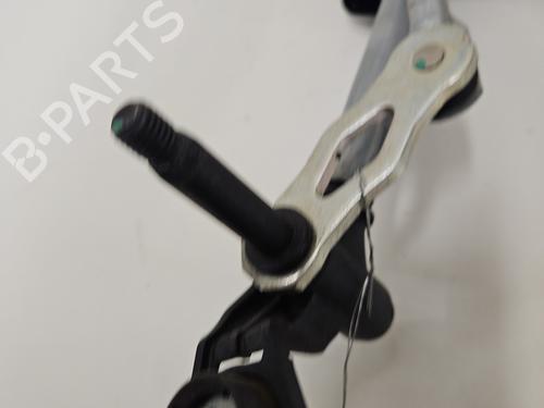 Used Front wiper motor Front wiper motor PEUGEOT 208 II (UB_, UP_, UW_, UJ_) 1.2 PureTech 100 (101 hp) 27330239 27330239