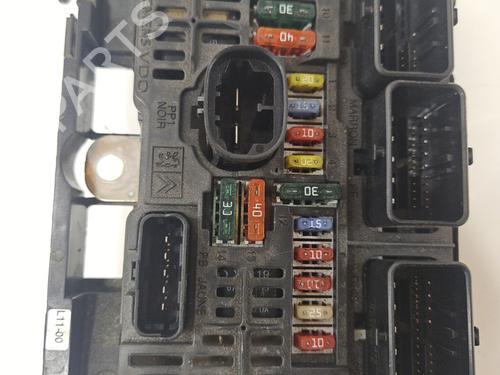 Sikringsdåse CITROËN C4 I (LC_) 1.6 HDi (109 hp) 32331663