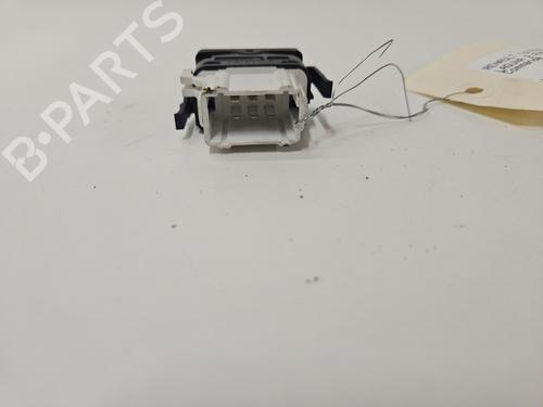 Used Switch Switch RENAULT LAGUNA II Grandtour (KG0/1_) 1.8 16V (117 hp) 31934235 31934235