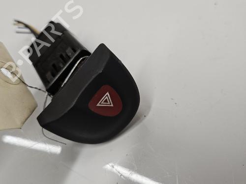 Used Warning switch Warning switch RENAULT MEGANE I (BA0/1_) 1.6 16V (BA04, BA0B, BA11, BA1J, BA16, BA19, BA1K, BA1V,... (107 hp) 39929331 39929331