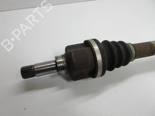 Used Left front driveshaft PEUGEOT 206 Hatchback (2A/C) 1.4 i (75 hp) 20891371