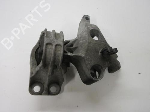 Used Engine mount DACIA DUSTER (HS_) 1.5 dCi (HSMC) (107 hp) 22107190