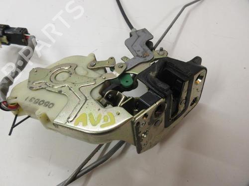 Used Front right lock KIA SORENTO I (JC) 2.5 CRDi 4WD (140 hp) 20900908