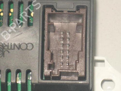 Used Display monitor Display monitor CITROËN C4 Coupe (LA_) 1.6 HDi (90 hp) 20898172 20898172